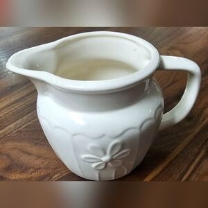 Vintage White Ironstone 3 3/4" Cream Colored Pitcher Creamer w/ Daisy 8 oz